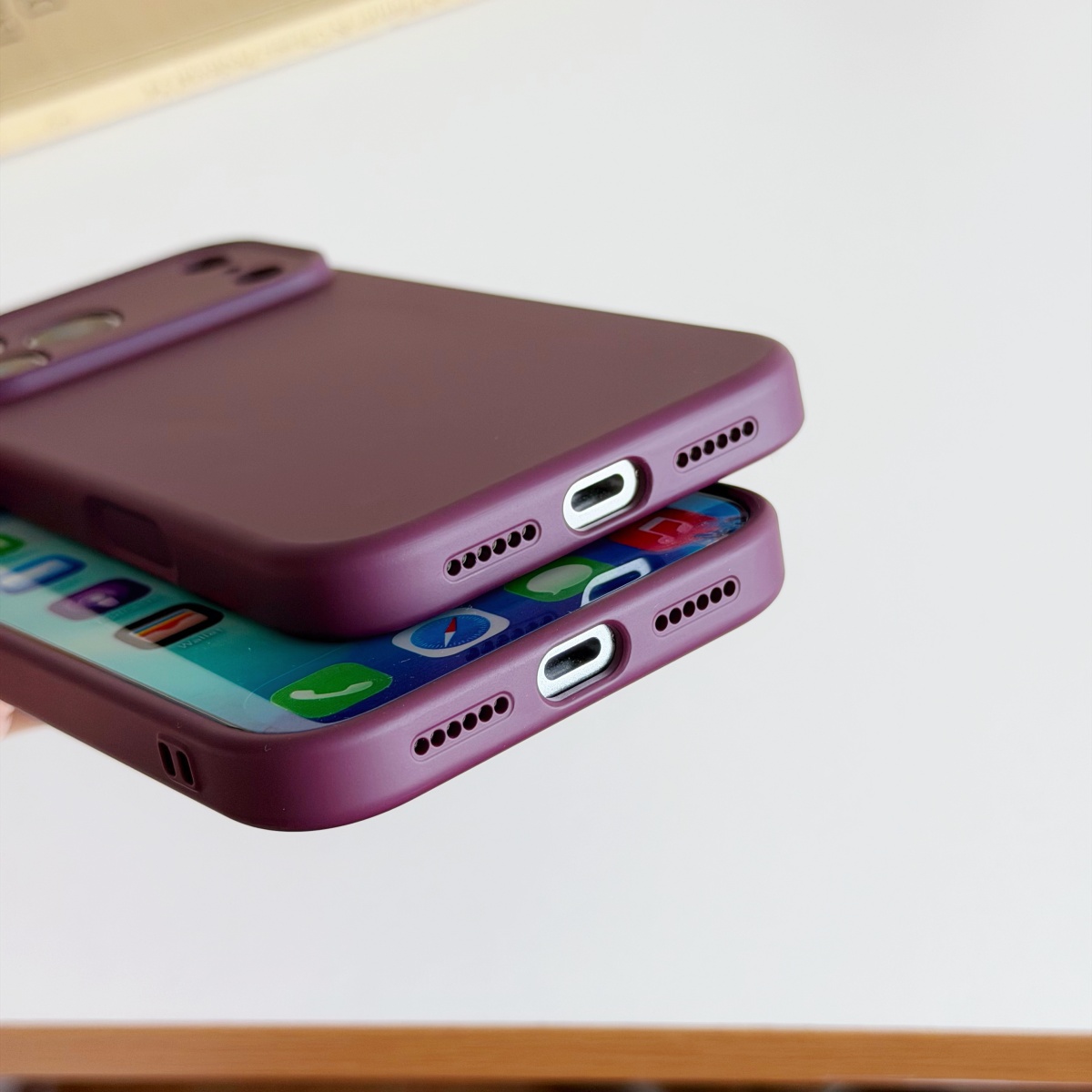 ファッションリキッドシリコン製マグネティックキャンディフォン - Liquid Silicone Magnetic Phone Case のレビューと価格